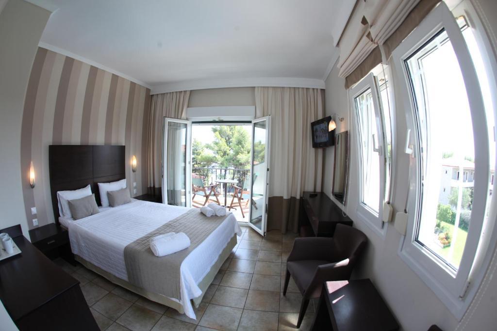 אפיטוס Nostos Hotel חדר תמונה